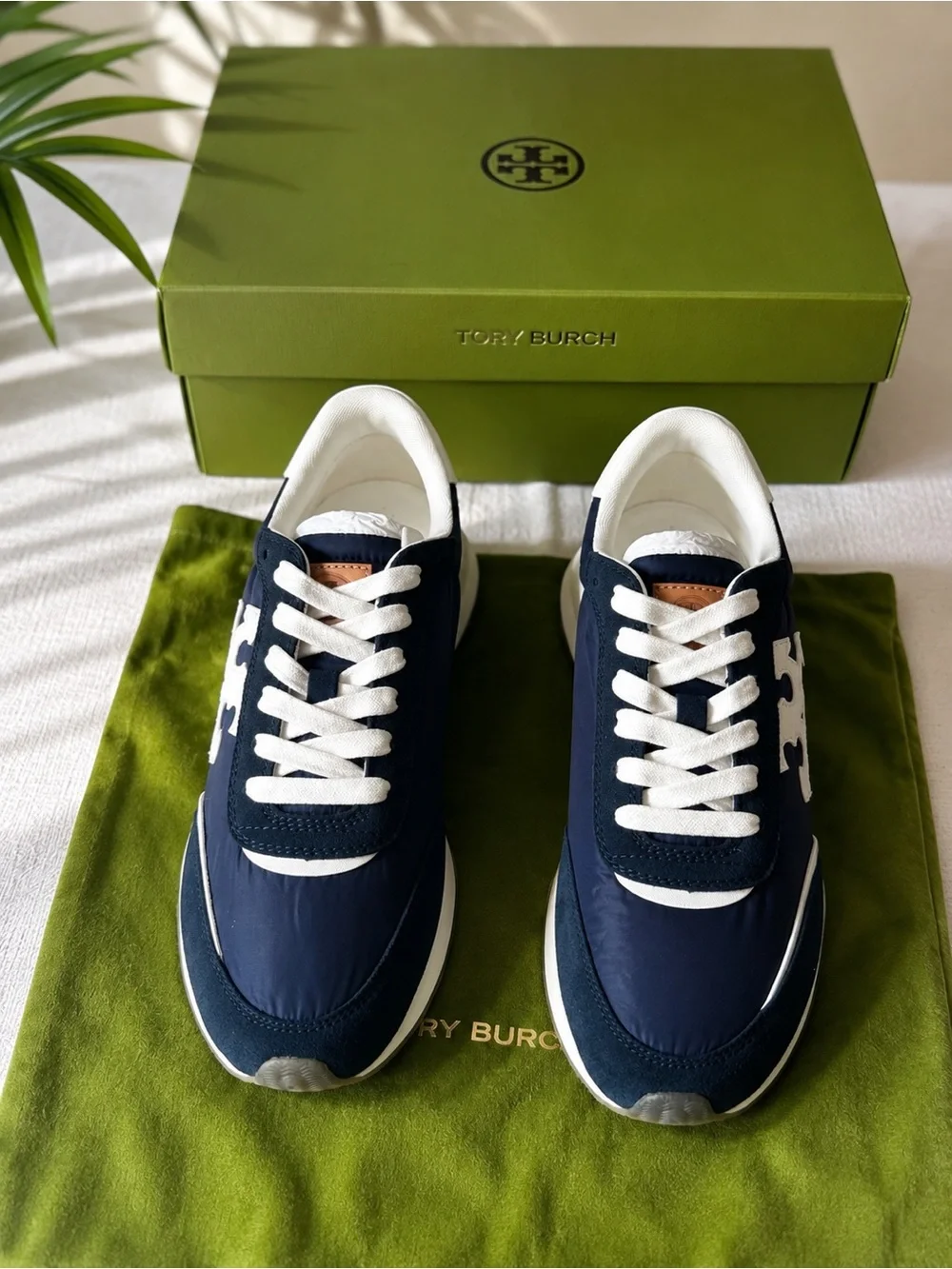 Tory Burch Navy and White Low-Top Lace-Up Sneakers